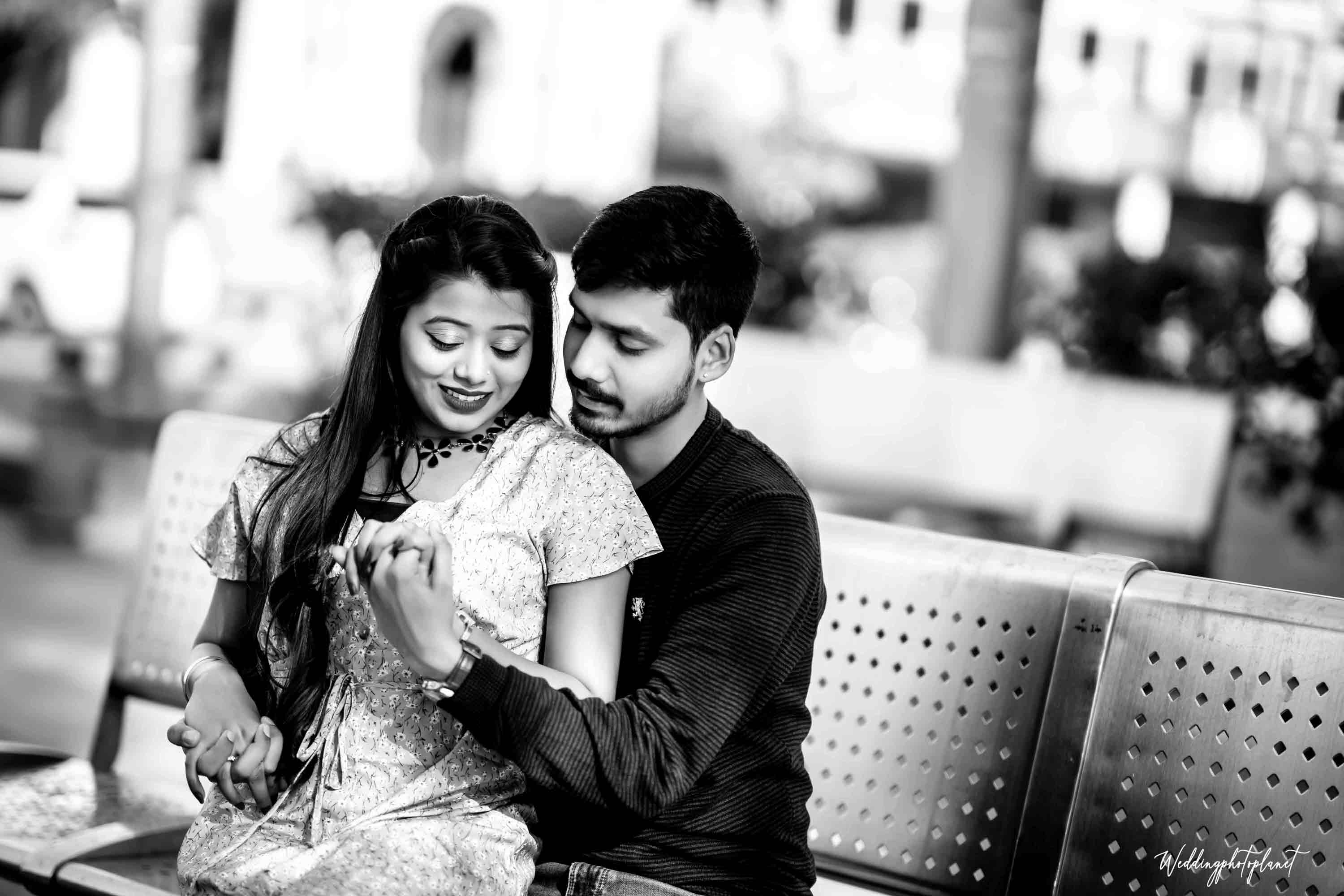 Pre Wedding Photo Shoot in Connaught Place